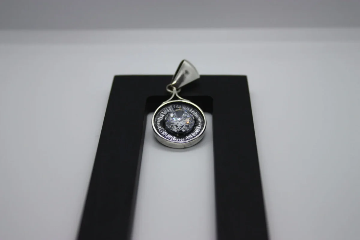 Pendant - Image 1