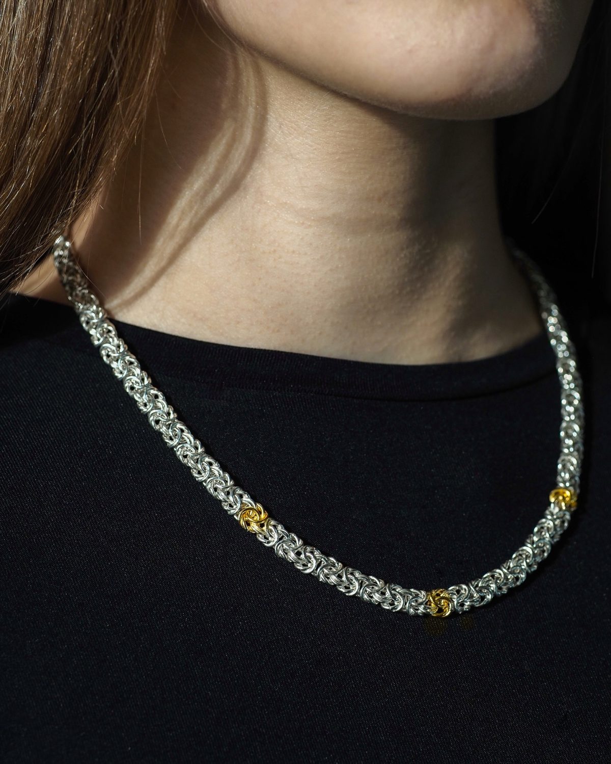 Kaklo papuošalas su auksu "Aukso žybsnis" - Image 2