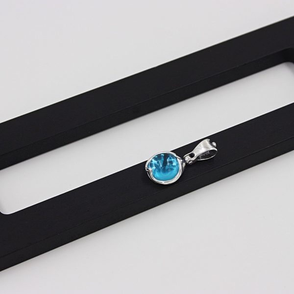 Pakabukas "Žydroji gelmė"