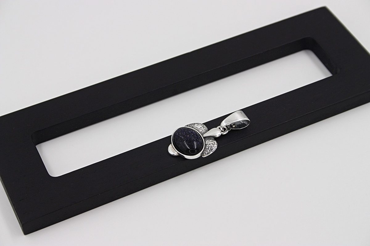 Pakabukas "Saulės akmens obuoliukas" - Image 1