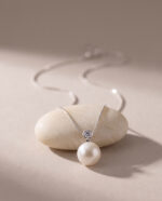 Necklace "Perlo žybsnis"