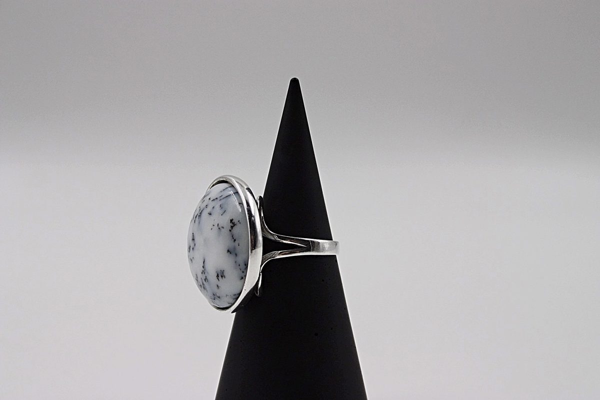 Ring "Baltasis mėnulis" - Image 2