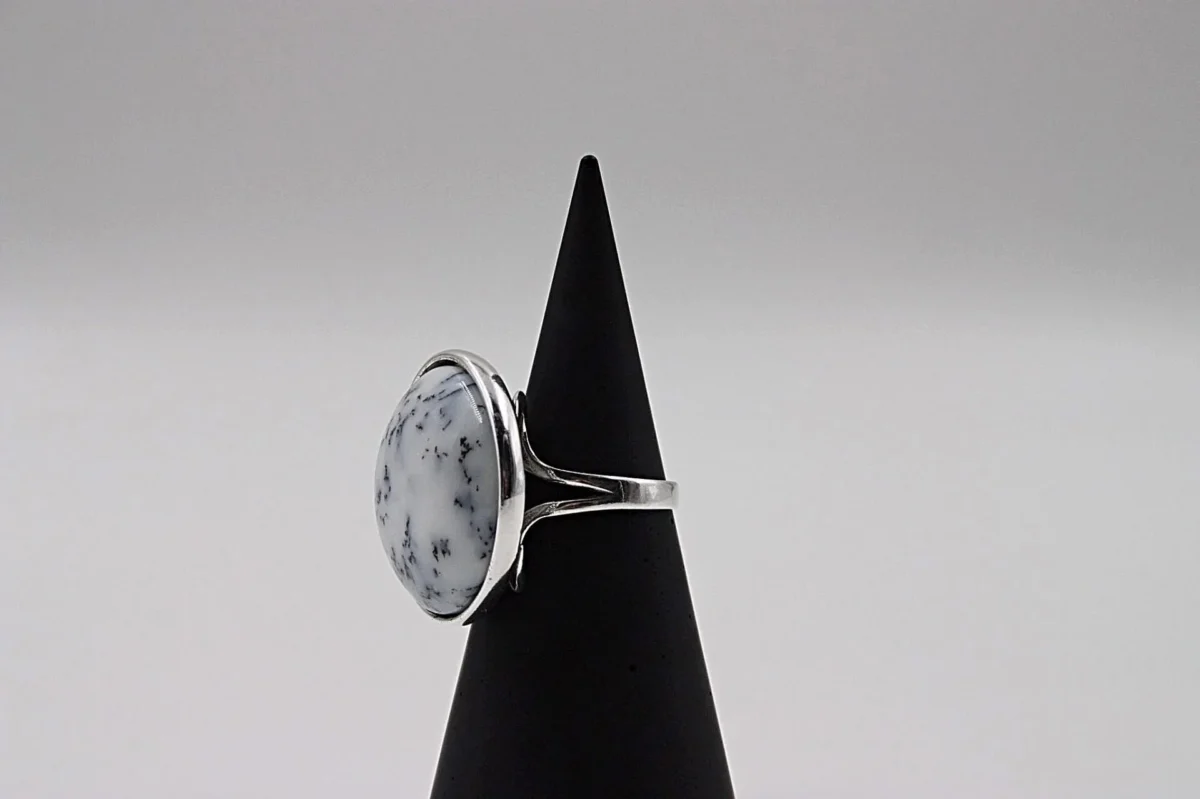 Ring "Baltasis mėnulis" - Image 2