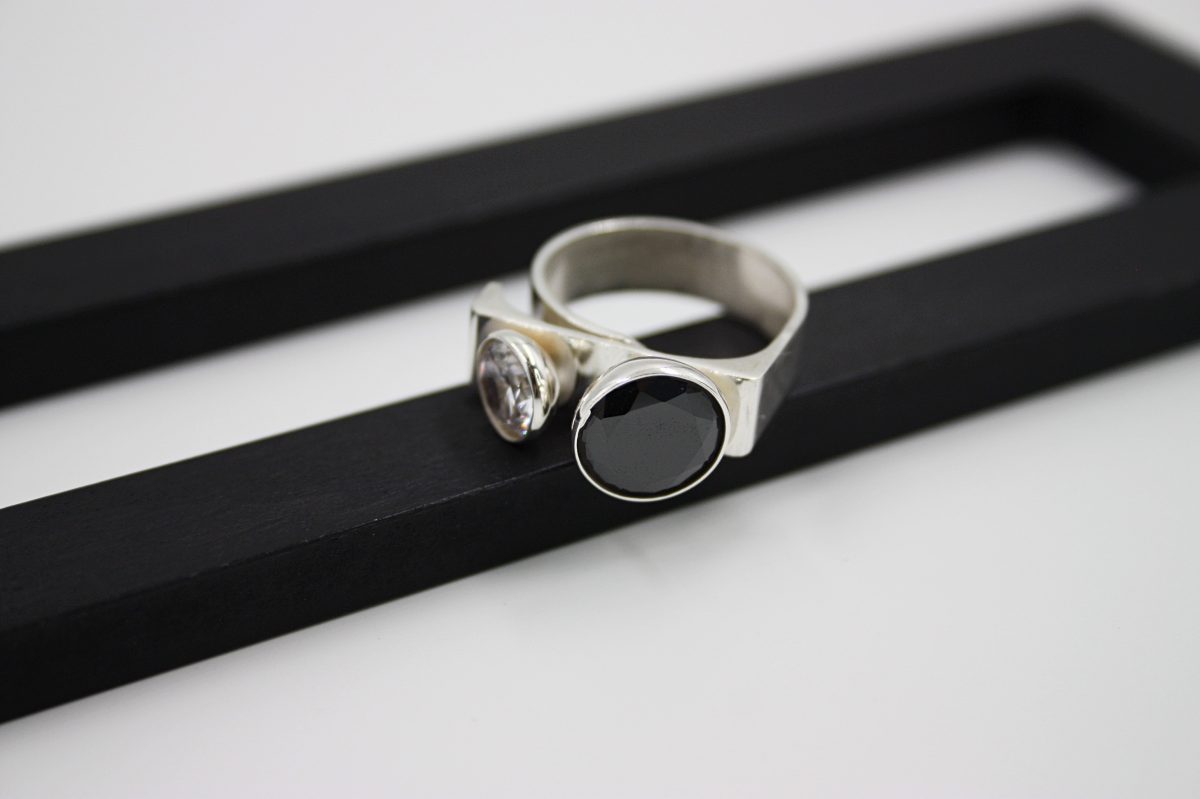 Sidabriniai papuošalai. Diaura juvelyrika. Rankų darbo papuošalai.