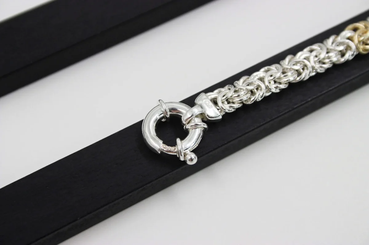 Bracelet with gold - Image 3