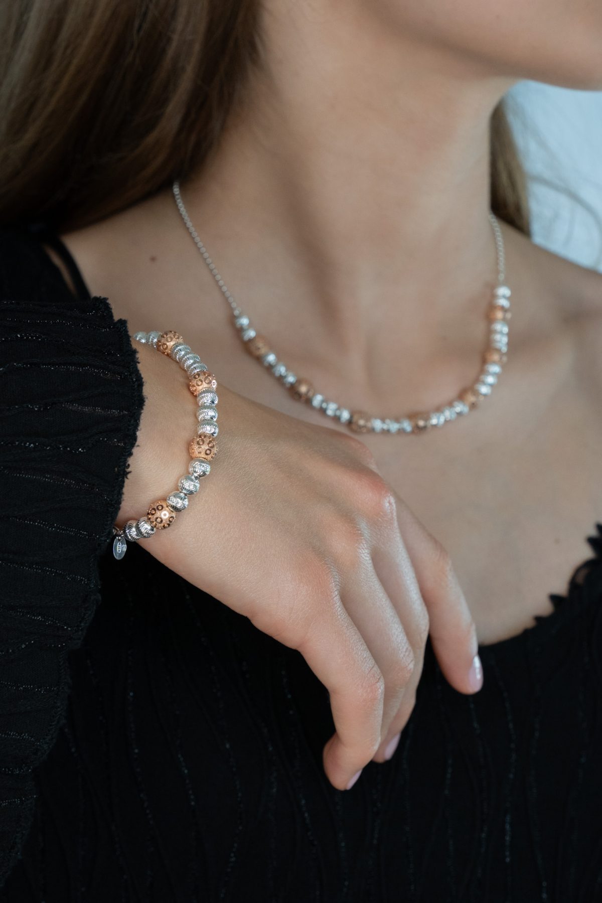 Kaklo papuošalas "Saulės ritmu" - Image 3