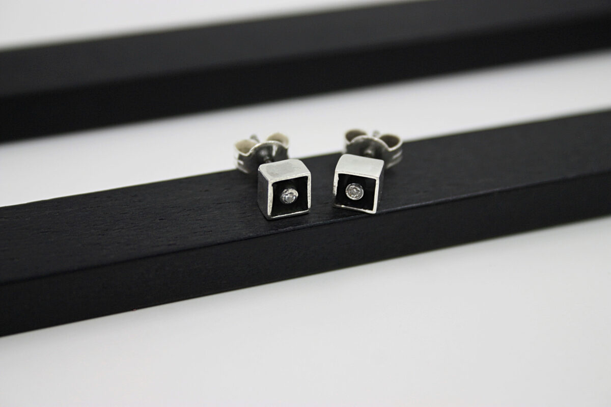 Auskarai "Taškas" - Image 1